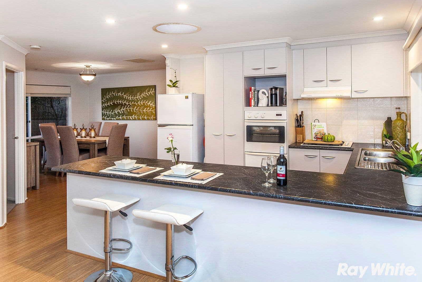 76 Quail Way, Rowville VIC 3178, Rowville - Thumbnail 4