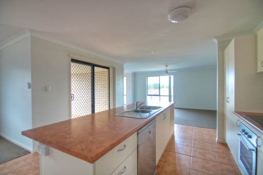 8 Sea Eagle Drive, Lowood QLD 4311, Lowood - Thumbnail 4
