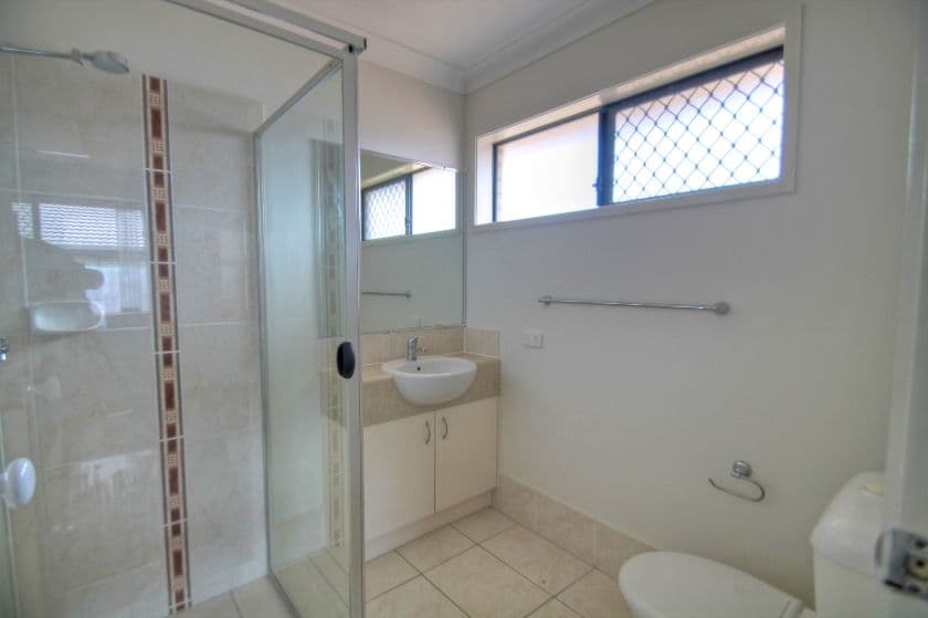 8 Sea Eagle Drive, Lowood QLD 4311, Lowood - Thumbnail 8
