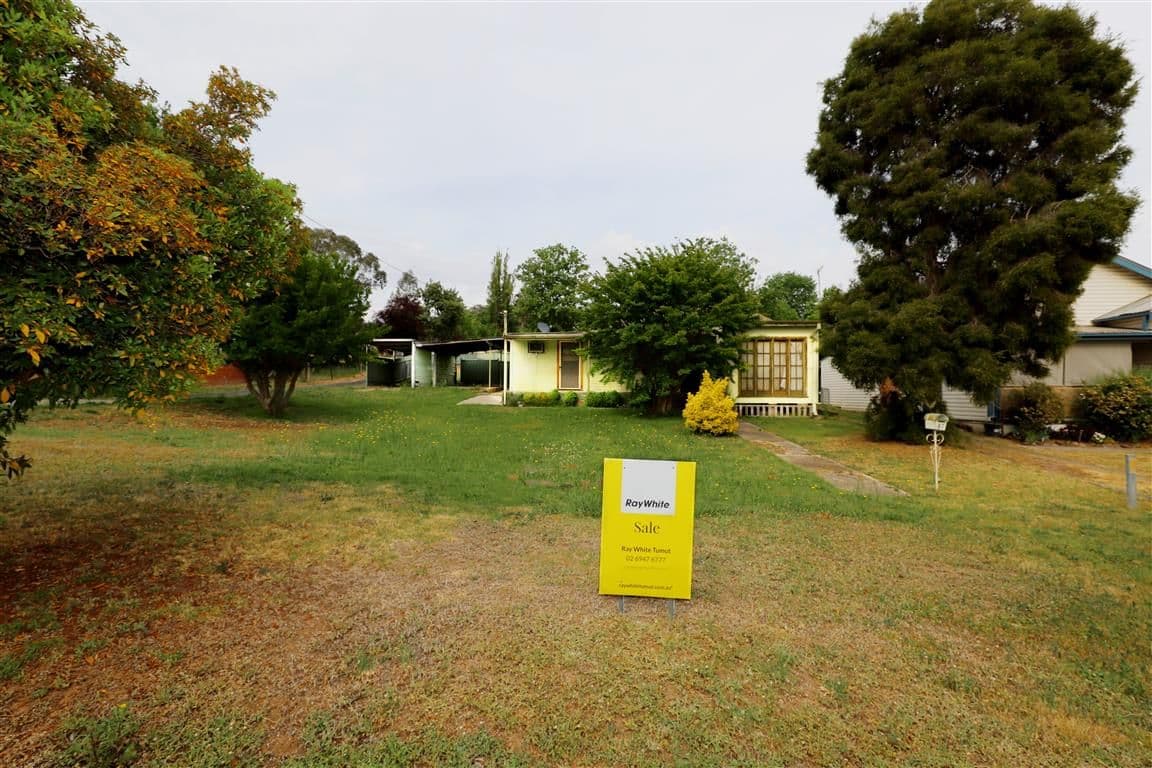87 Simpson Street, Tumut - Image 1