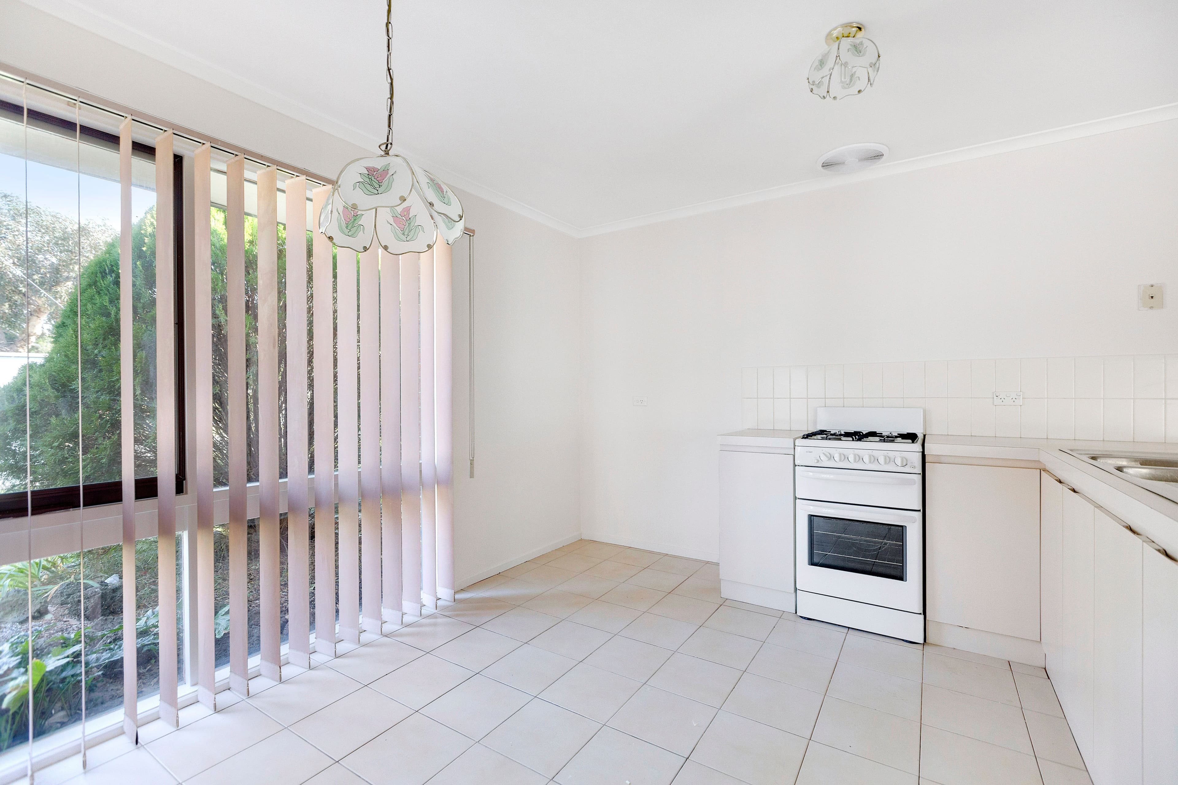 1 Luscombe Avenue, Carrum Downs VIC 3201, Carrum Downs - Thumbnail 3