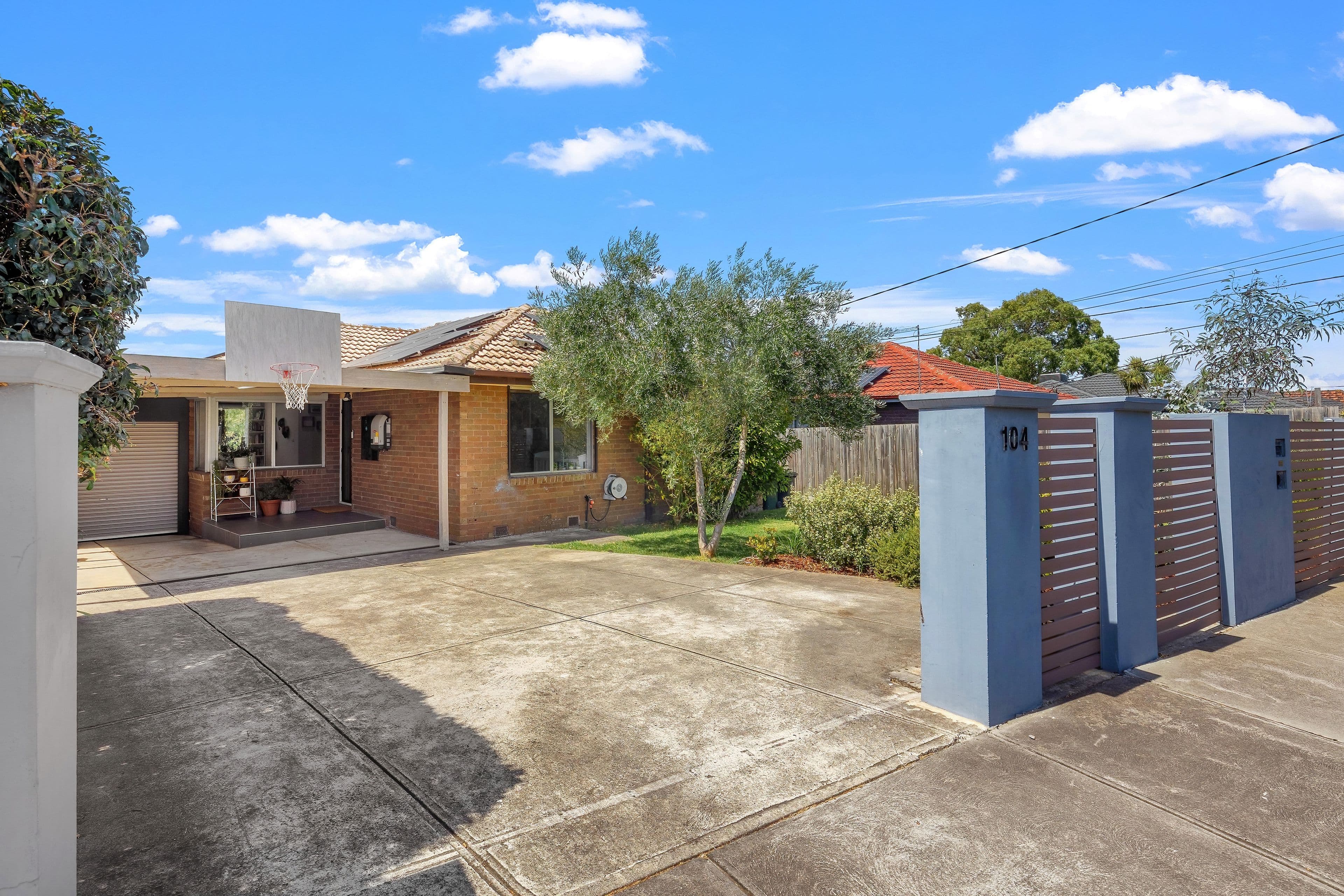 104 Casey Drive, Lalor VIC 3075, Lalor - Thumbnail 2