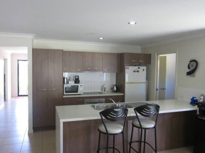 6 McIllmurray Court, REDBANK PLAINS QLD 4301, Redbank Plains - Thumbnail 5