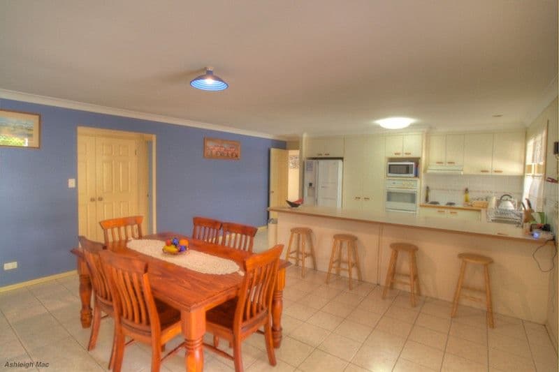 11 Pearse Drive, BRASSALL QLD 4305, Brassall - Thumbnail 5