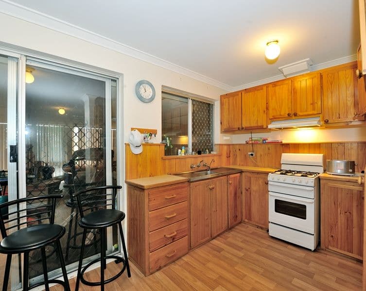 18 Adina Way, ROCKINGHAM WA 6168, Rockingham - Thumbnail 2