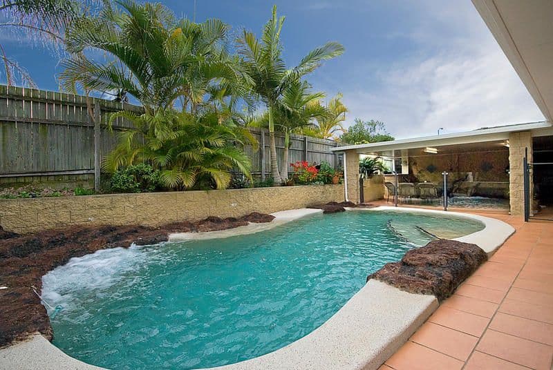72 Azalea Crescent, CALAMVALE QLD 4116, Calamvale - Image 1