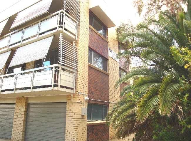 63 Hassall Street, CORINDA QLD 4075, Corinda - Thumbnail 2