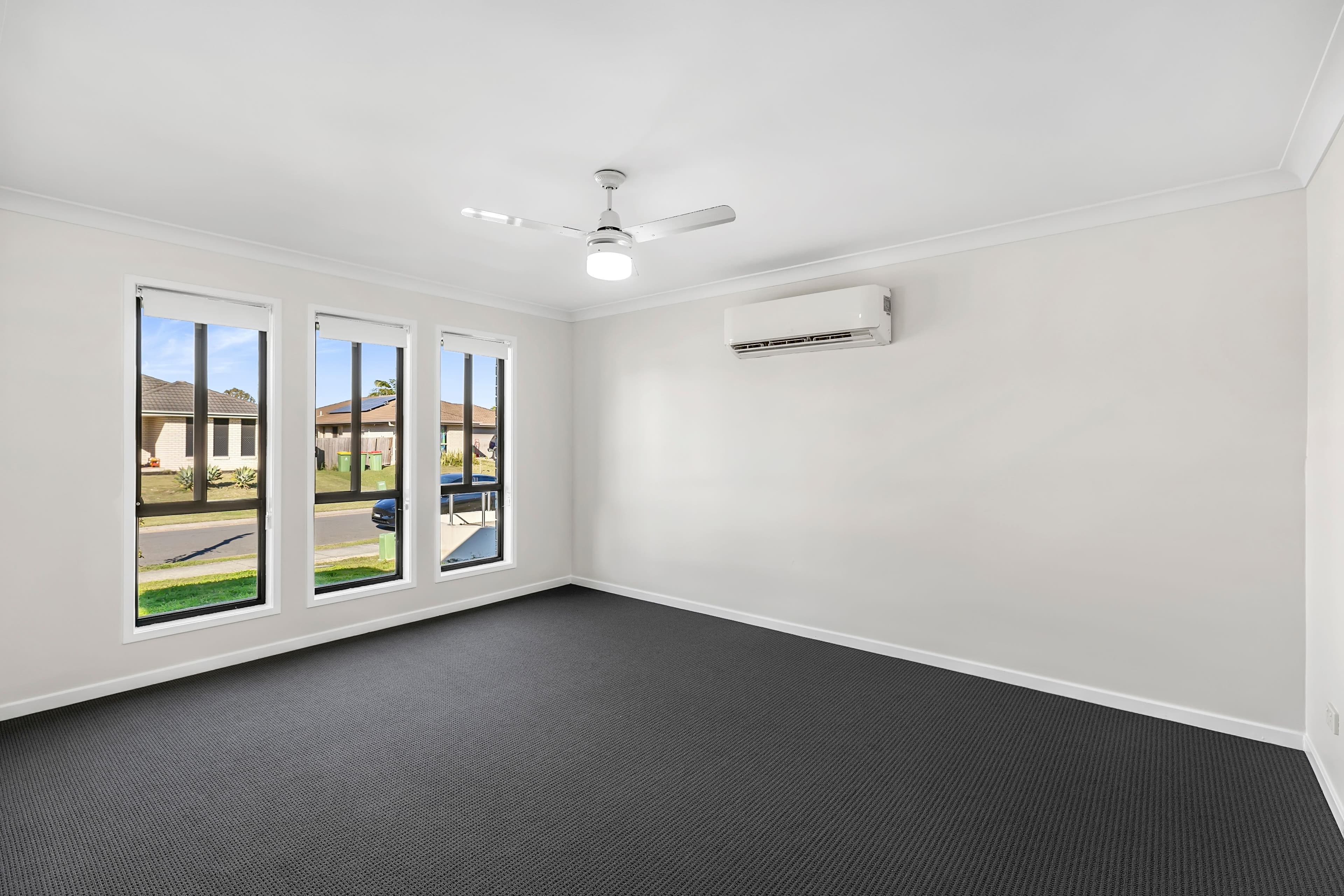 25 Nixon Drive, North Booval QLD 4304, North Booval - Thumbnail 4