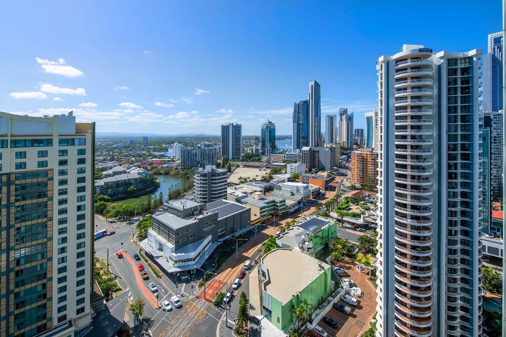 9 Hamilton Avenue, Surfers Paradise QLD 4217, Surfers Paradise - Thumbnail 8