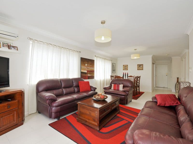 73 Kirkland Avenue, COORPAROO QLD 4151, Coorparoo - Thumbnail 2