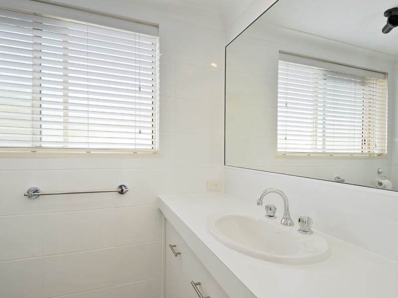 73 Kirkland Avenue, COORPAROO QLD 4151, Coorparoo - Thumbnail 6