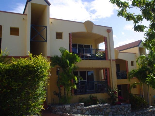 20 Island Drive, CANNONVALE QLD 4802, Cannonvale - Thumbnail 4
