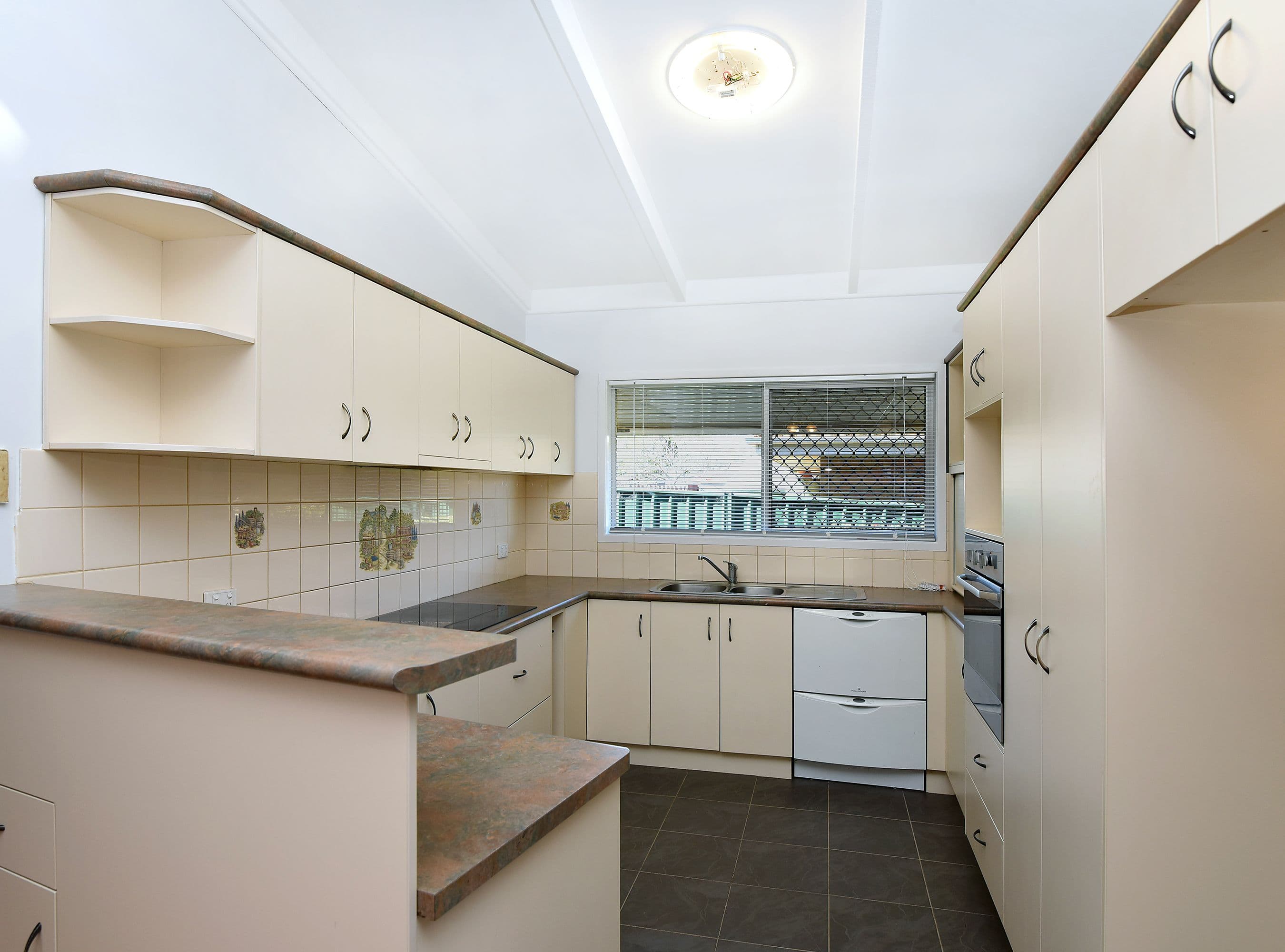 533 Stenner Street, Harristown QLD 4350, Harristown - Thumbnail 3