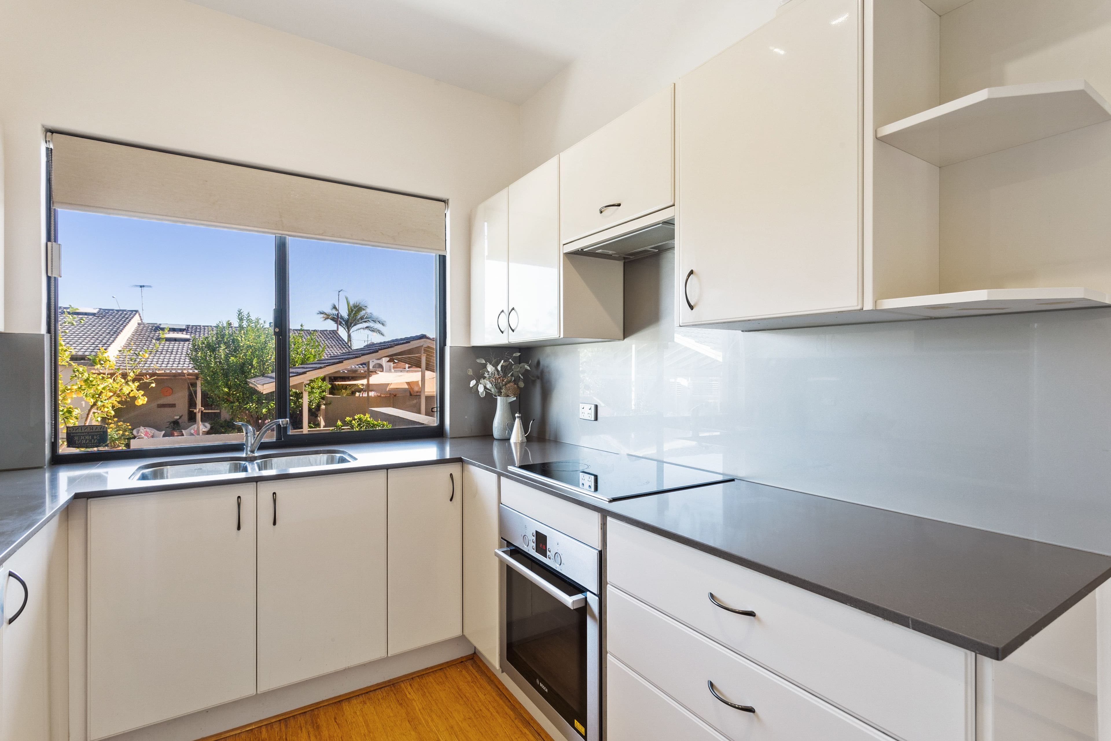 177 Melville Parade, Como WA 6152, Como - Thumbnail 2