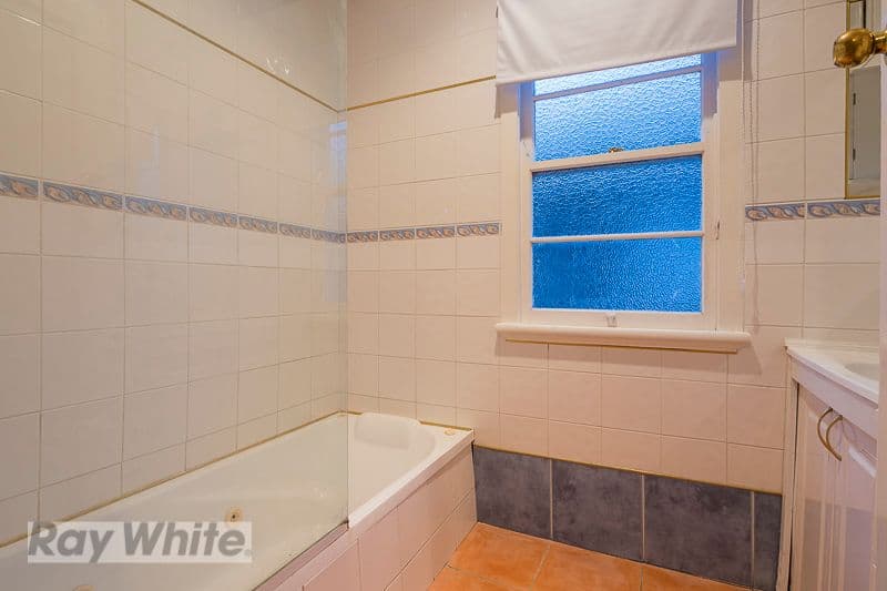 10 Nelson Street, Coorparoo QLD 4151, Coorparoo - Thumbnail 7
