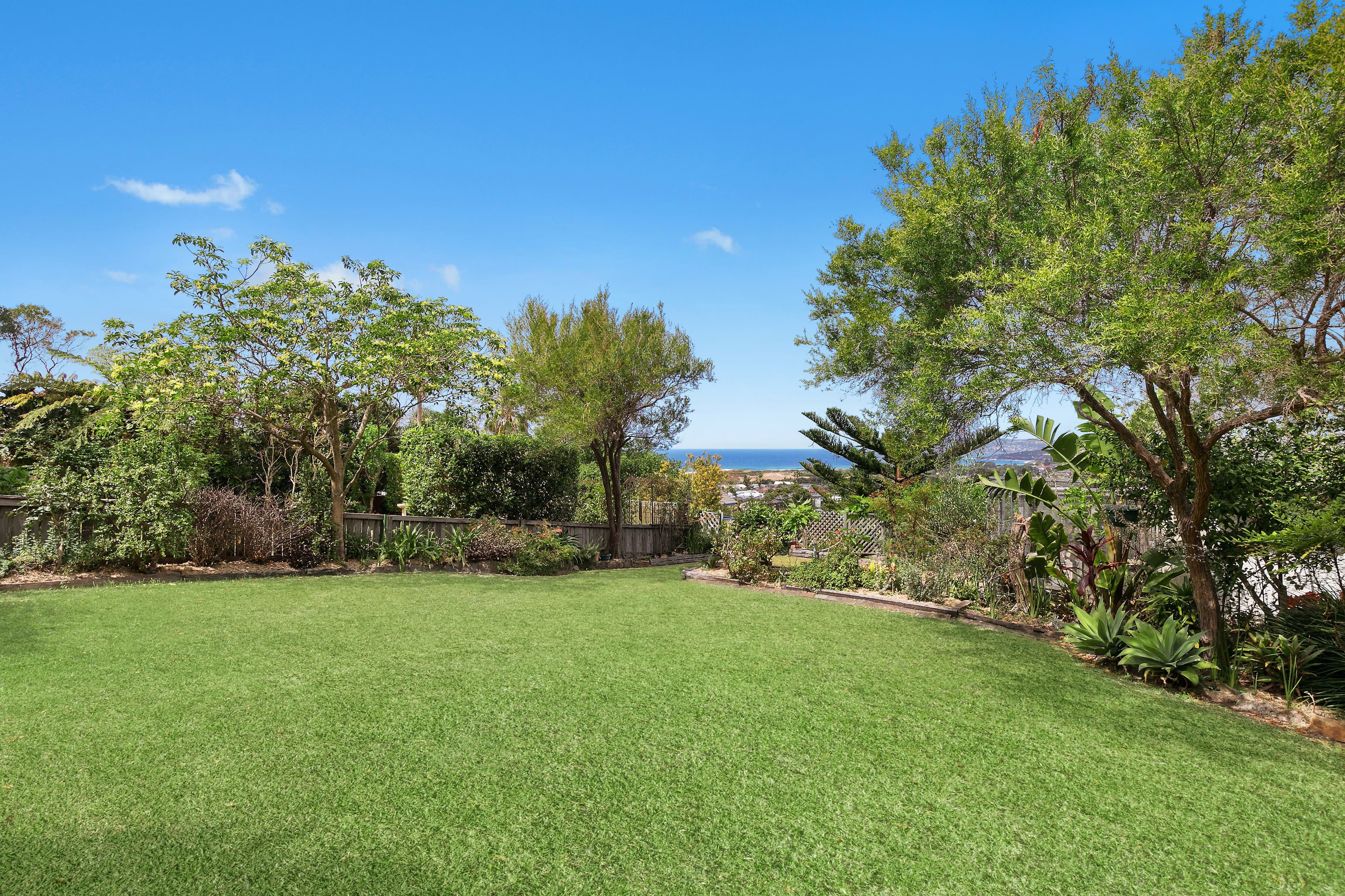101 Headland Road, North Curl Curl - Thumbnail 4