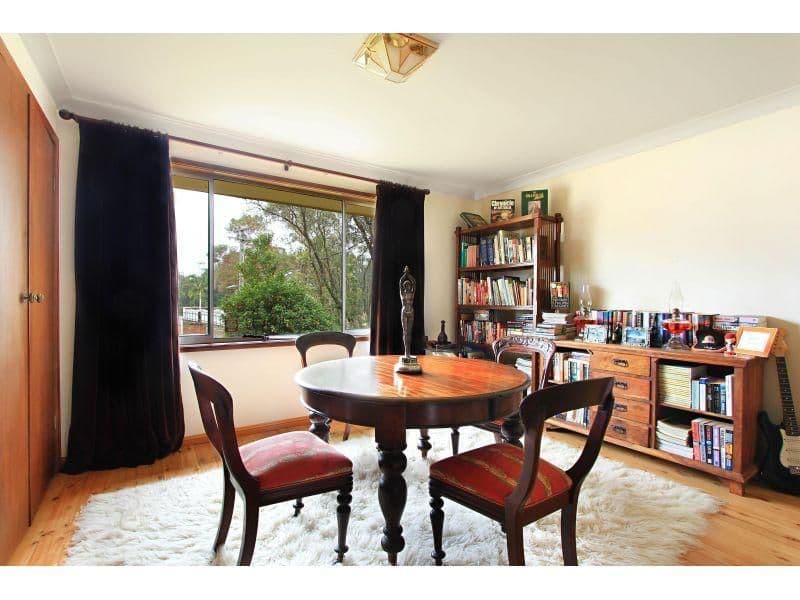 40 Devonshire Crescent, Oak Flats - Thumbnail 5
