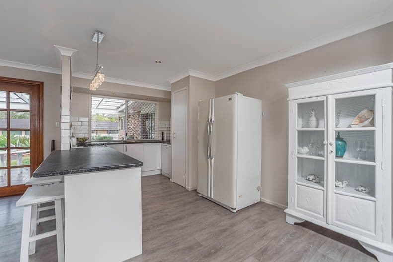 4 Honeyman Street, Mount Warren Park QLD 4207, Mount Warren Park - Thumbnail 4