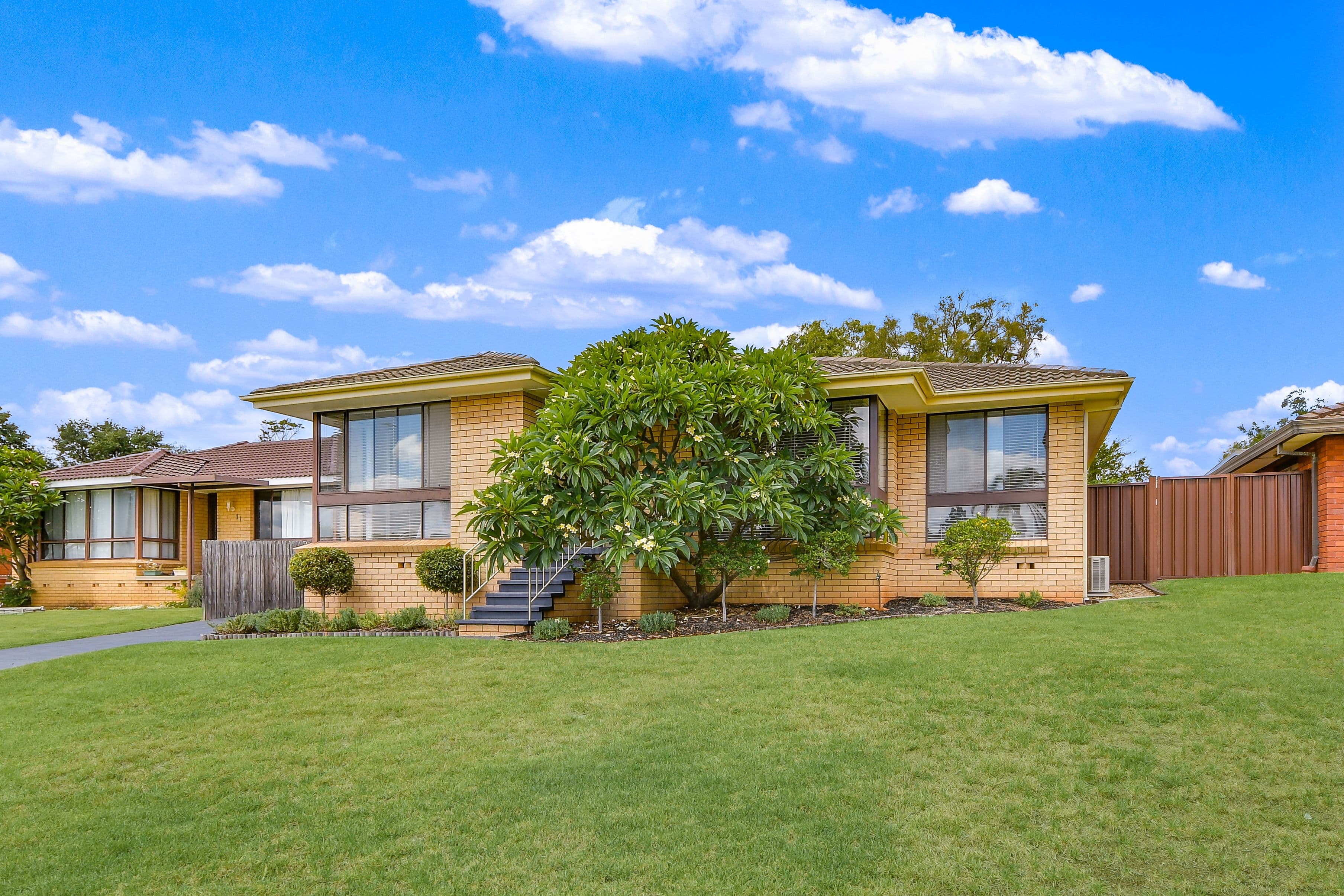 9 Stromlo Place, Ruse - Image 1