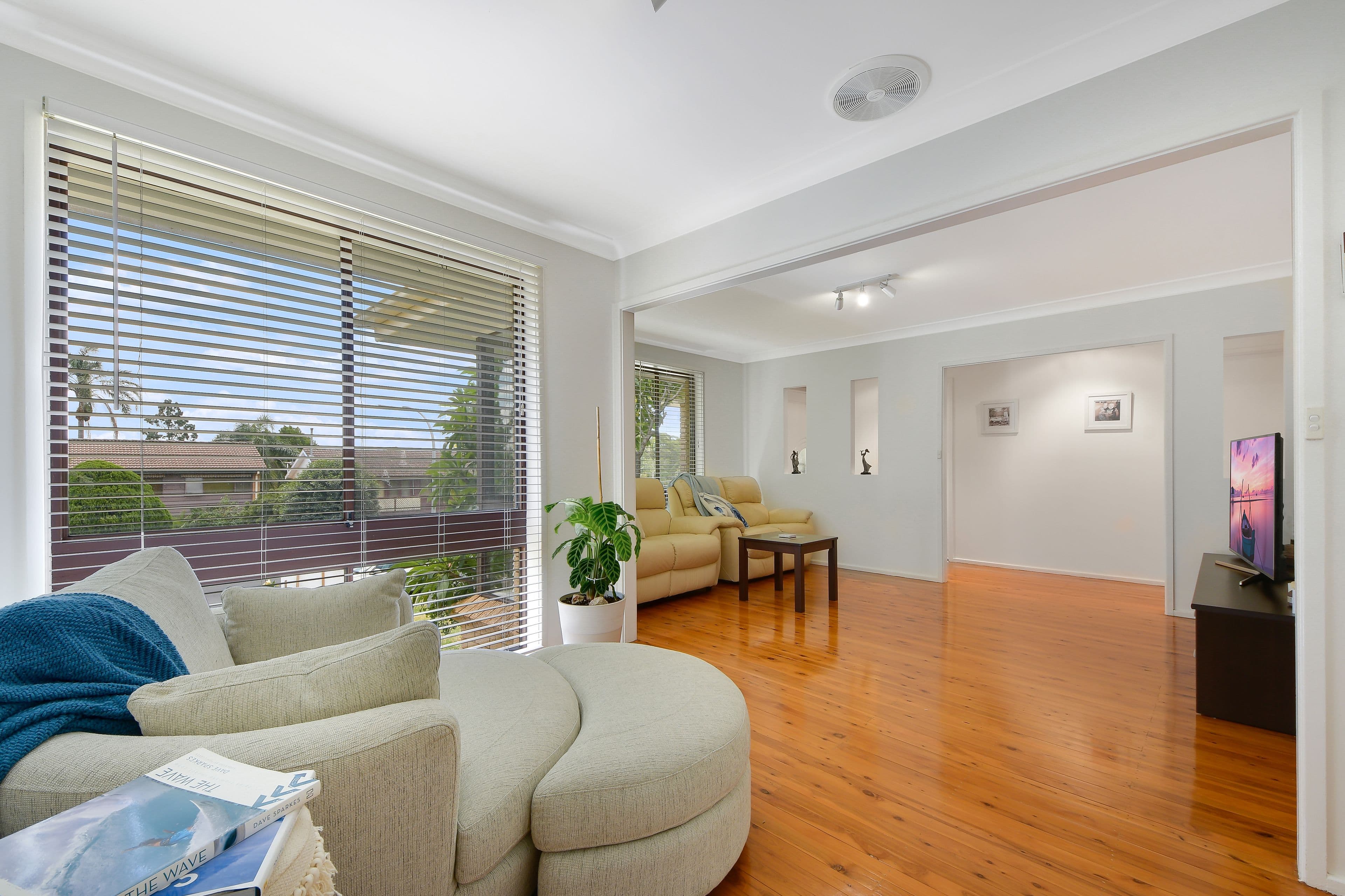 9 Stromlo Place, Ruse - Thumbnail 3