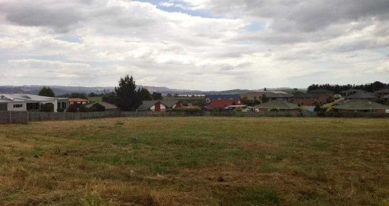 42 Penicola Place, NEWNHAM TAS 7248, Newnham - Thumbnail 2