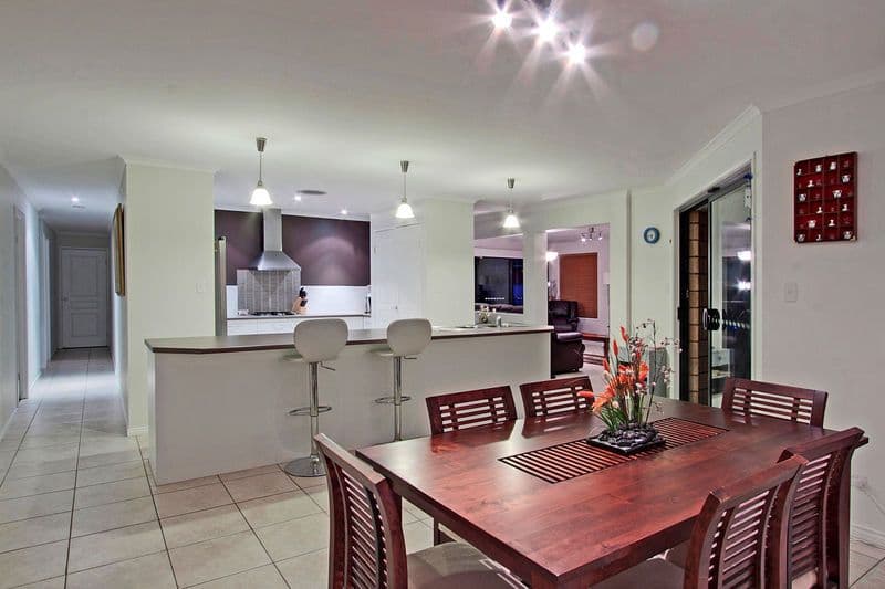 13 Traminer Court, TWEED HEADS SOUTH NSW 2486, Tweed Heads South - Thumbnail 2
