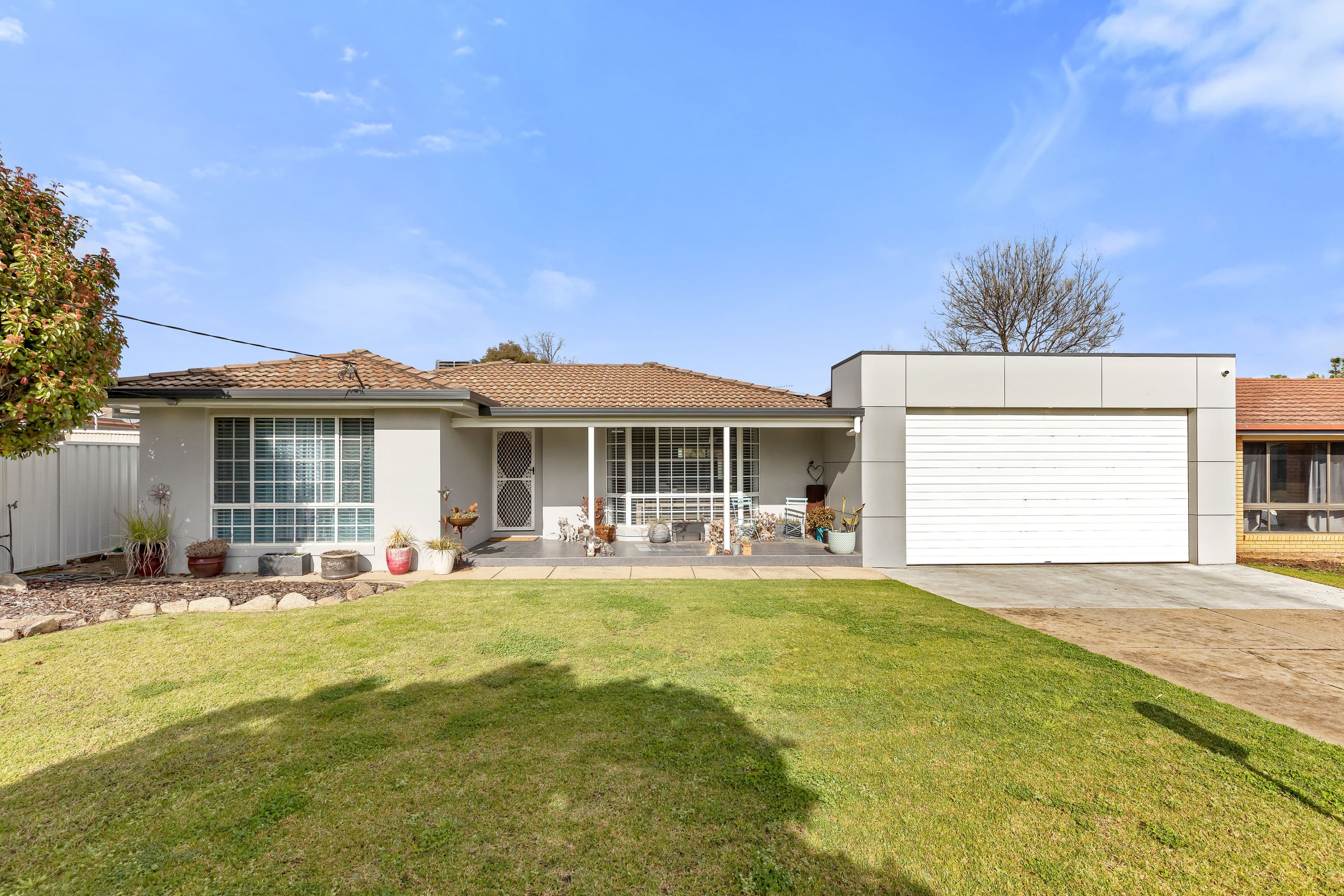 2 Gardenia Avenue, Lake Albert NSW 2650, Lake Albert - Image 1