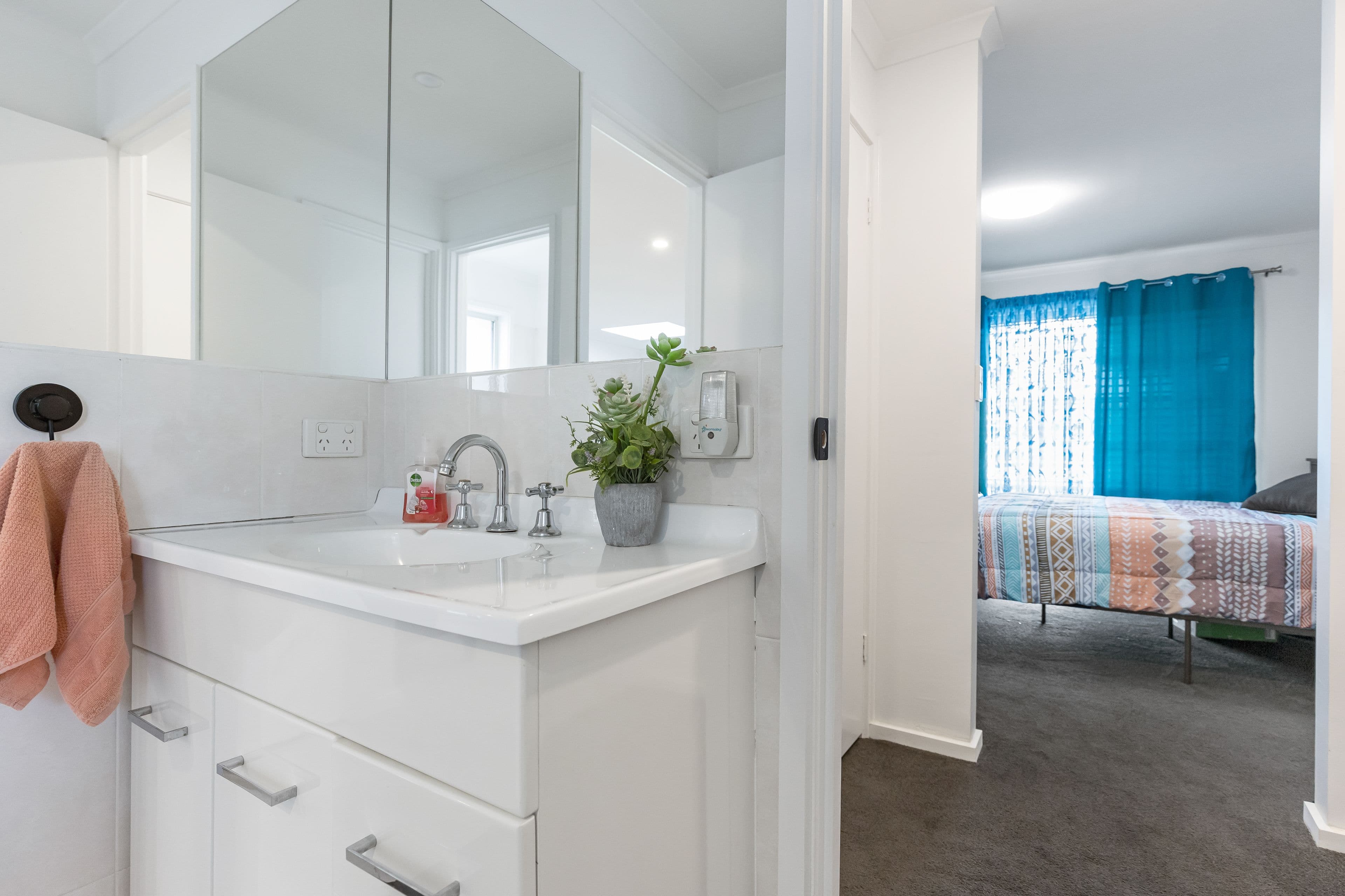 2 Gardenia Avenue, Lake Albert NSW 2650, Lake Albert - Thumbnail 4