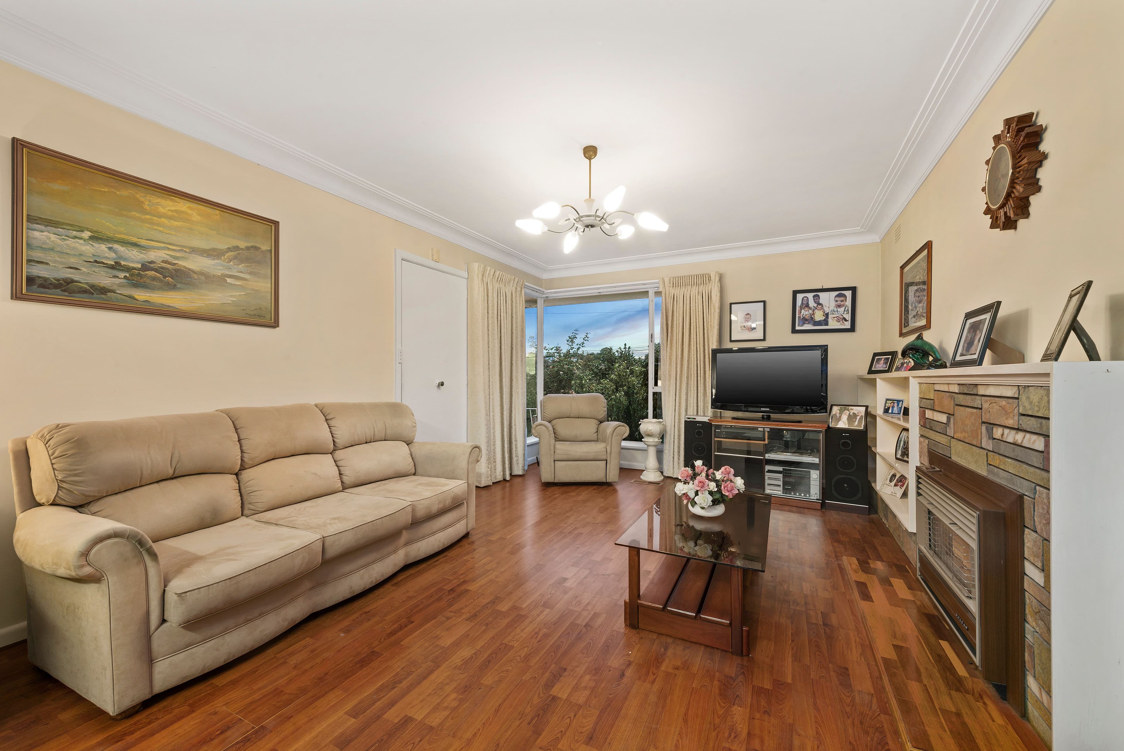 65 Belleview Drive, Sunbury - Thumbnail 3