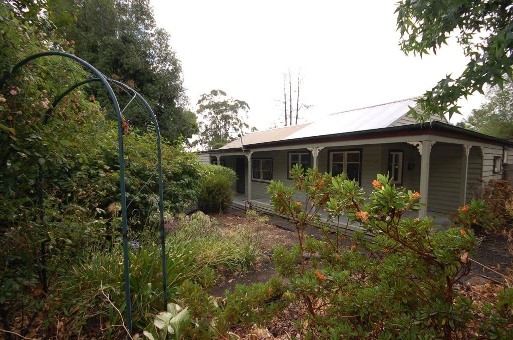 35 Irvine Street, MOUNT EVELYN VIC 3796, Mount Evelyn - Image 1