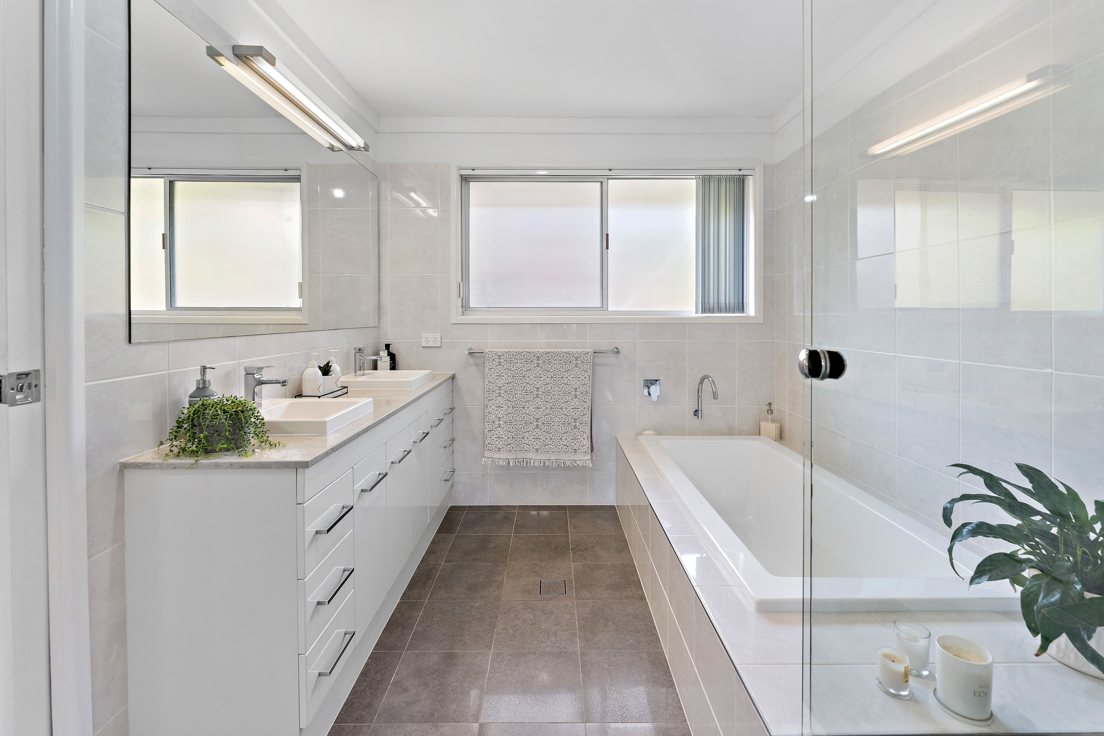 68 Coleman Crescent, Springwood QLD 4127, Springwood - Thumbnail 4