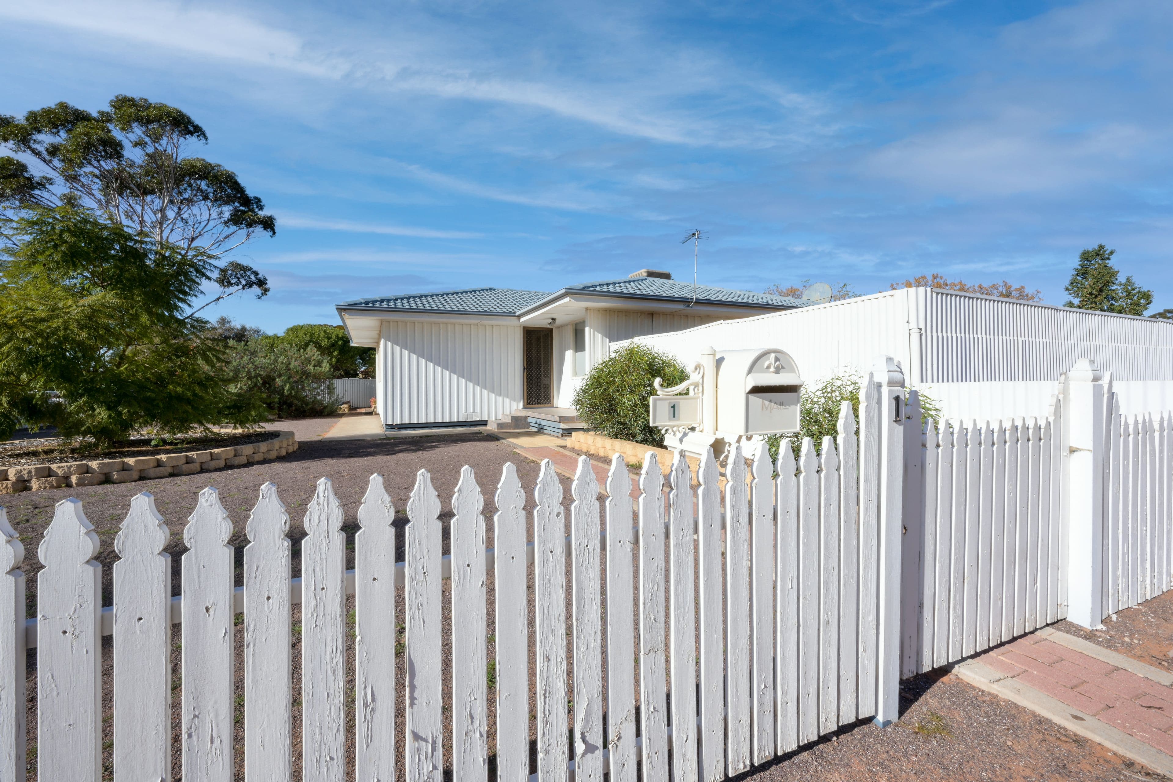 1 Kirwan Crescent, Port Augusta West SA 5700, Port Augusta West - Image 1
