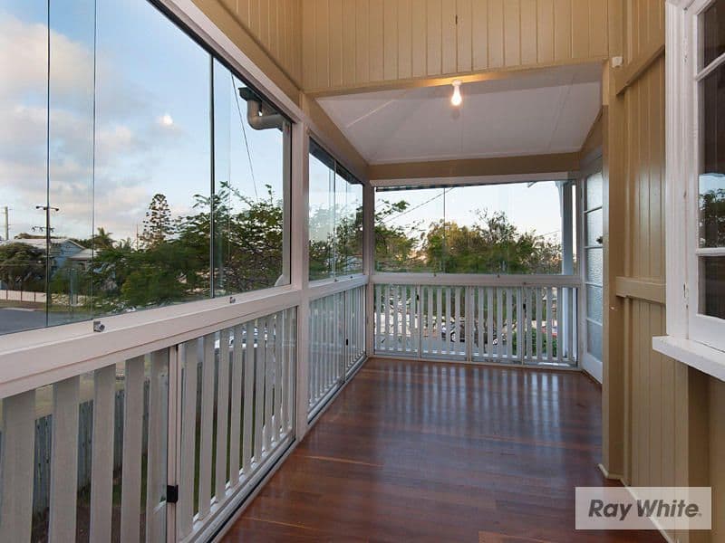 15 Anzac Avenue, SANDGATE QLD 4017, Sandgate - Thumbnail 5