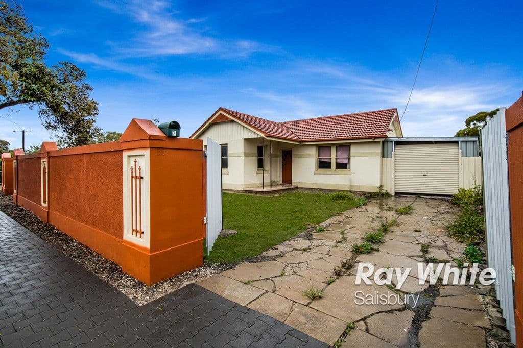 7 Hodby Crescent, Smithfield Plains SA 5114, Smithfield Plains - Thumbnail 2