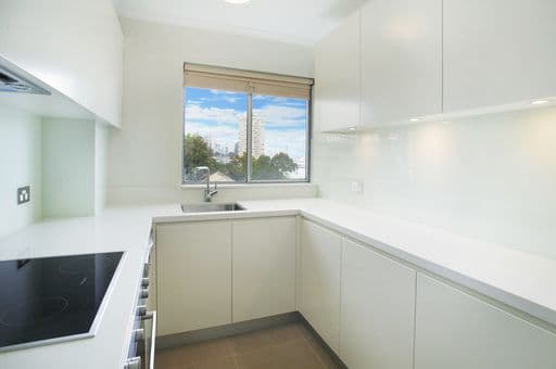 90 Blues Point Road, MCMAHONS POINT NSW 2060, McMahons Point - Thumbnail 2