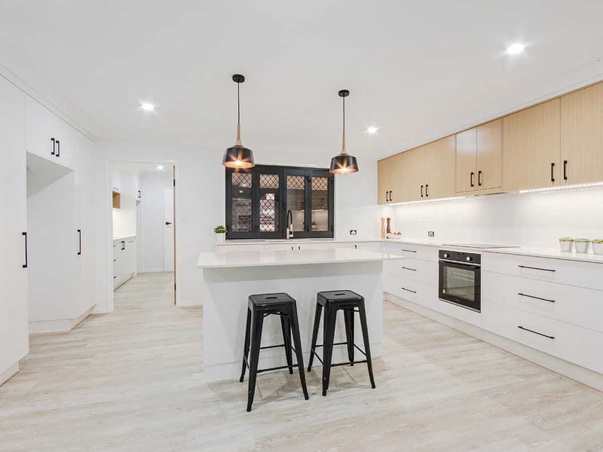 18 Olbern Crescent, Yamanto QLD 4305, Yamanto - Thumbnail 2