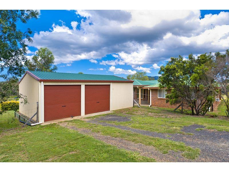 137 Emmerson Drive, GLENLEE QLD 4711, Glenlee - Thumbnail 4