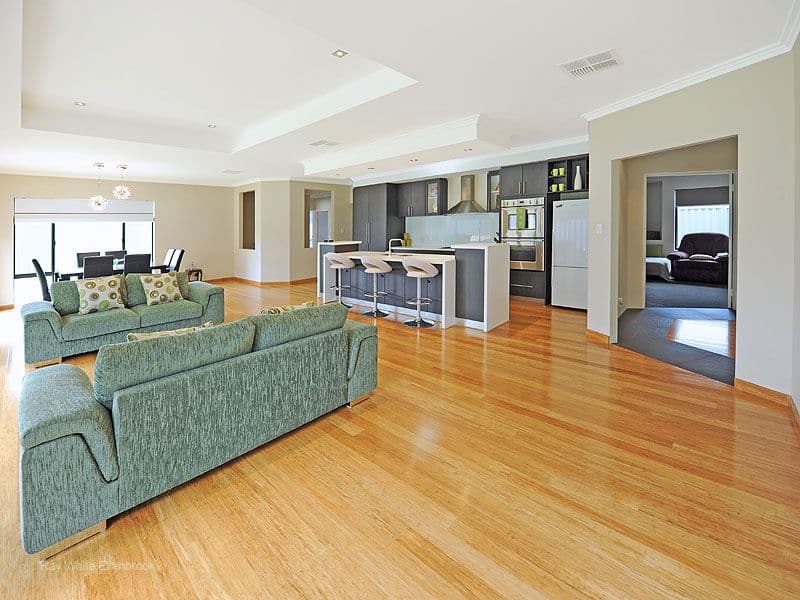 6 Manila Way, AVELEY WA 6069, Aveley - Thumbnail 3