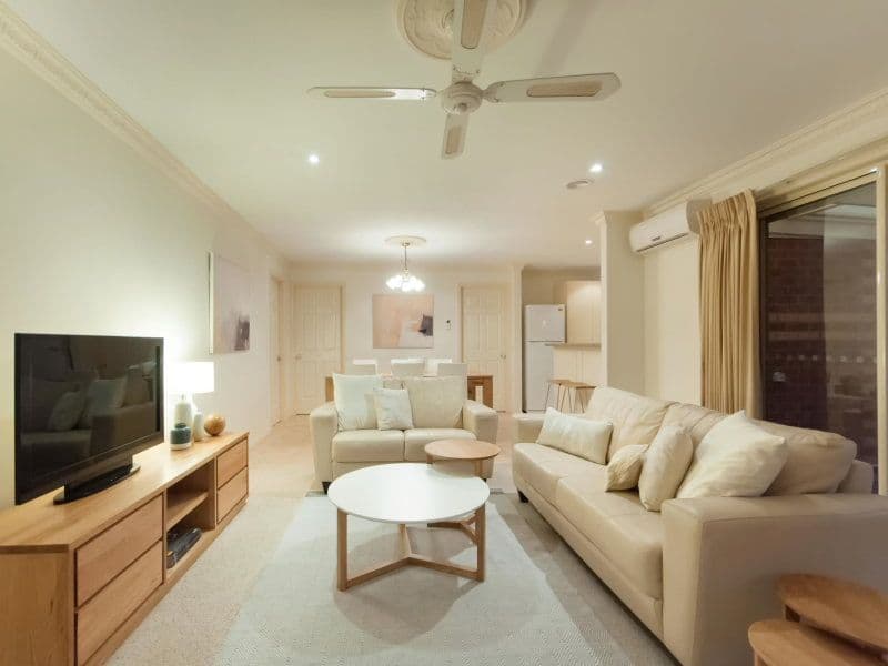 21 Netherplace Drive, Frankston VIC 3199, Frankston - Thumbnail 2