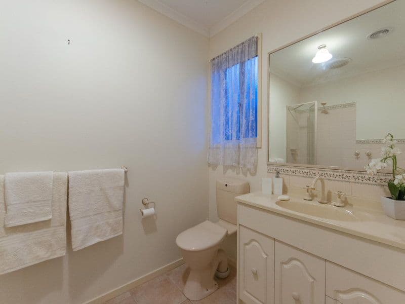 21 Netherplace Drive, Frankston VIC 3199, Frankston - Thumbnail 6