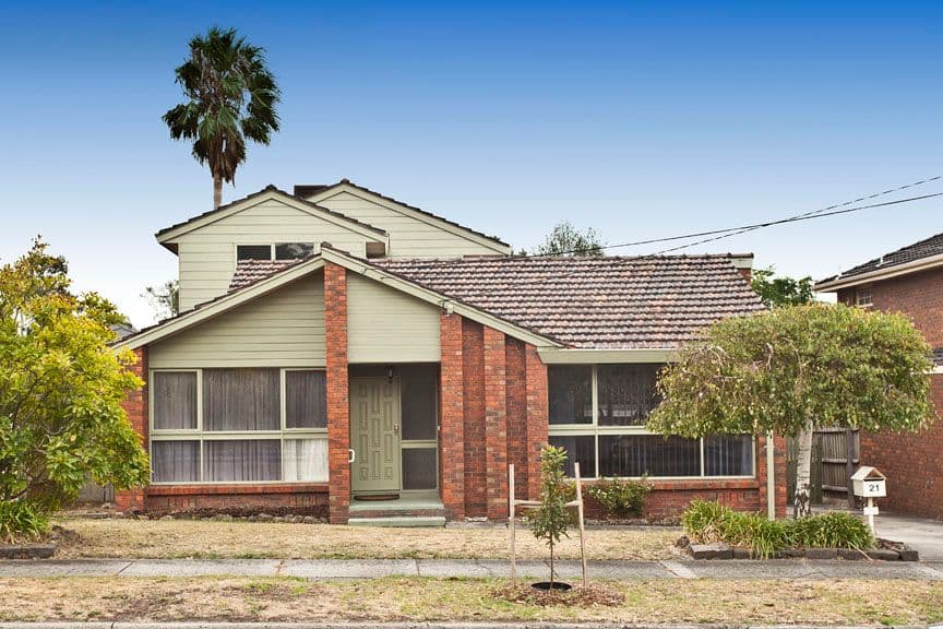 21 Eastleigh Drive, GLEN WAVERLEY VIC 3150, Glen Waverley - Image 1