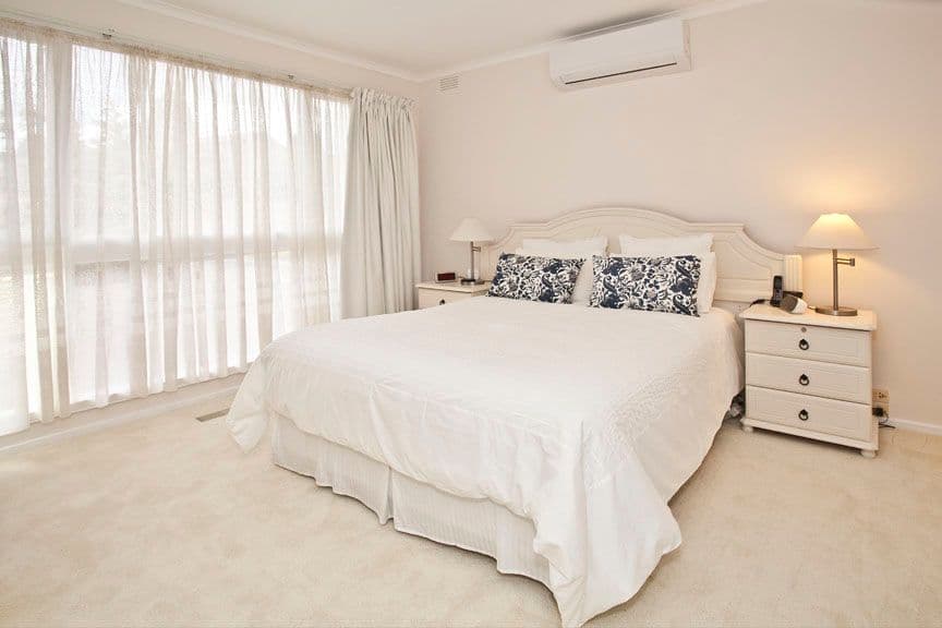 21 Eastleigh Drive, GLEN WAVERLEY VIC 3150, Glen Waverley - Thumbnail 8