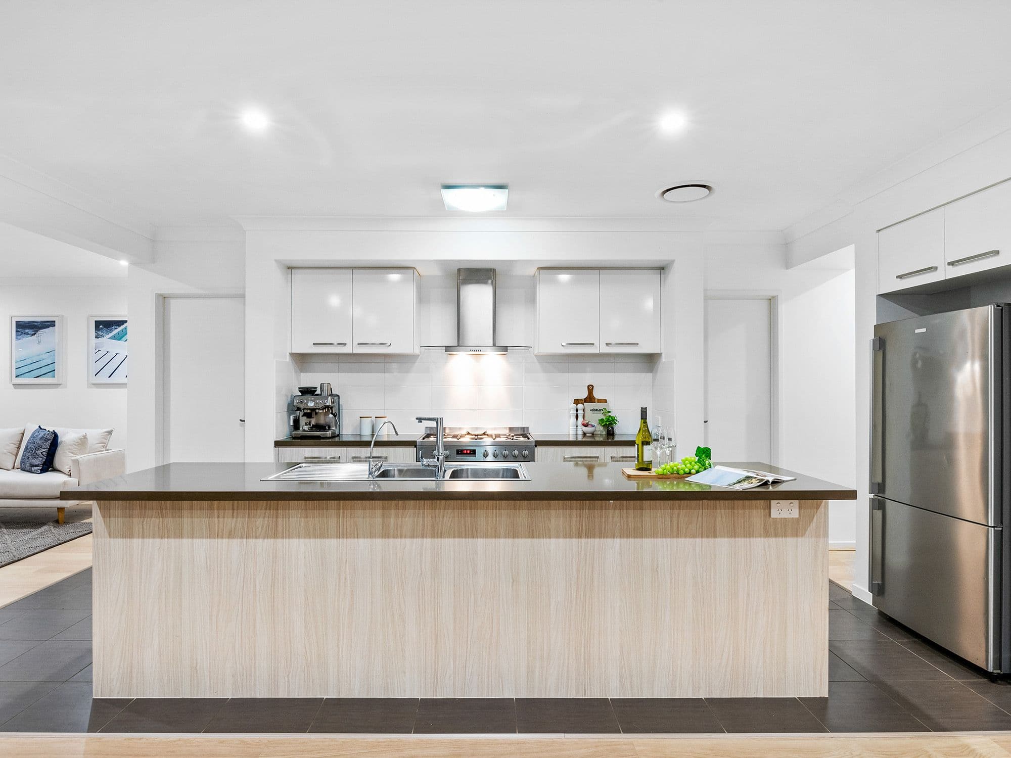99 Cooper Crescent, Rochedale QLD 4123, Rochedale - Thumbnail 3