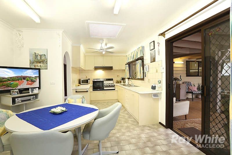 7 Lambruk Court, YALLAMBIE VIC 3085, Yallambie - Thumbnail 3