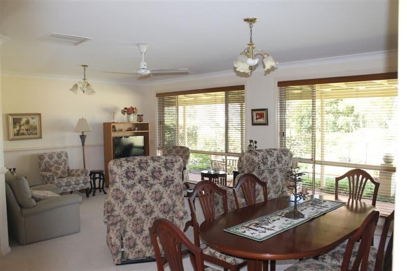 4 Clearwater Place, DUBBO NSW 2830, Dubbo - Thumbnail 2