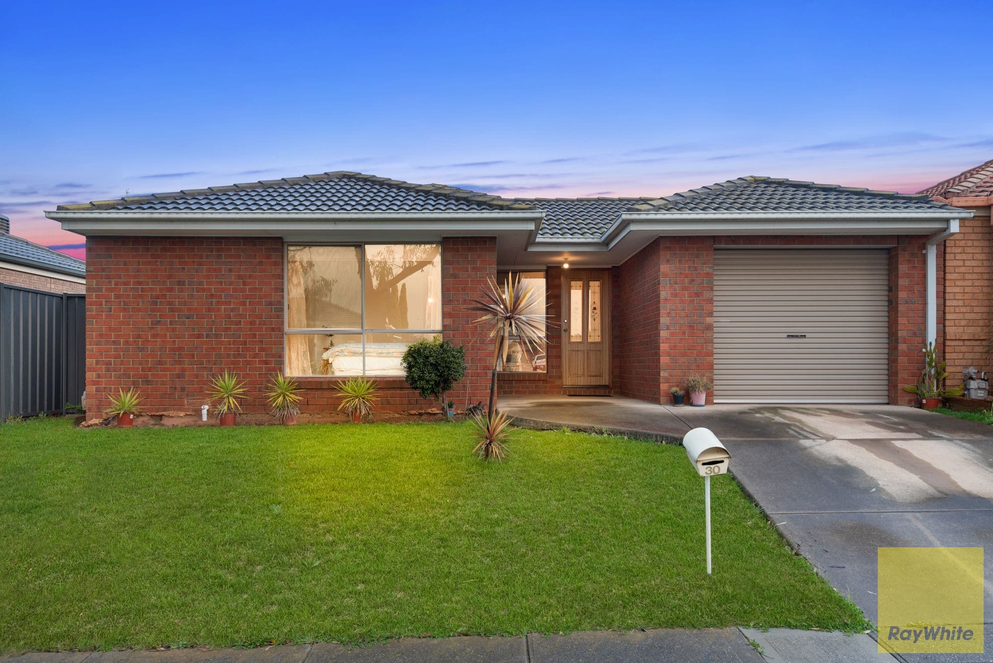 30 Mundi Crescent, MANOR LAKES VIC 3024, Manor Lakes - Image 1