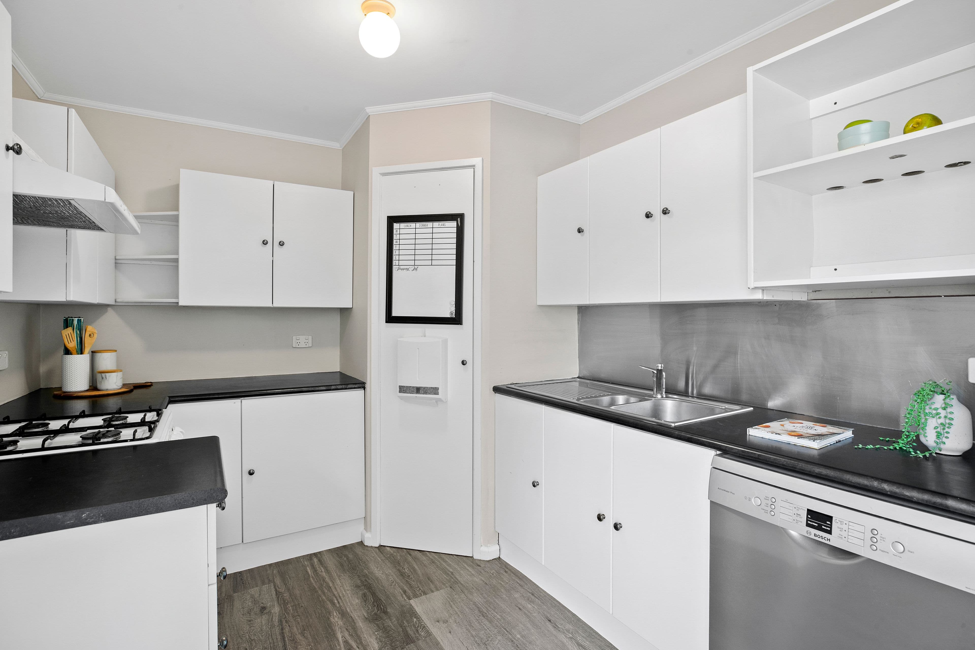 76 Loretto Avenue, Ferntree Gully VIC 3156, Ferntree Gully - Thumbnail 5