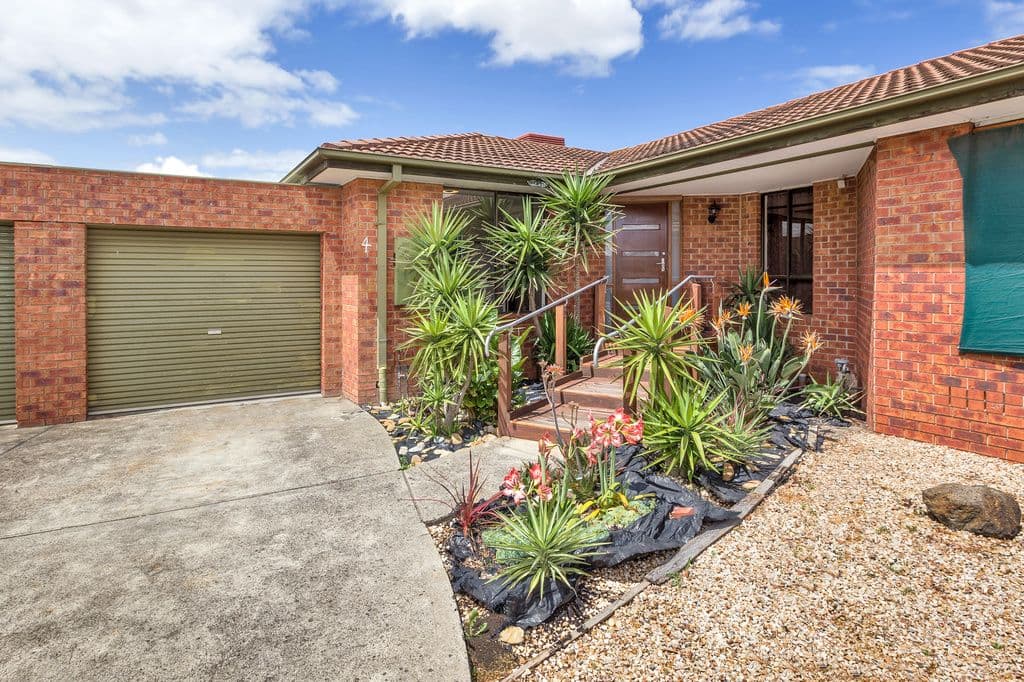 42 Davisson Street, EPPING VIC 3076, Epping - Image 1