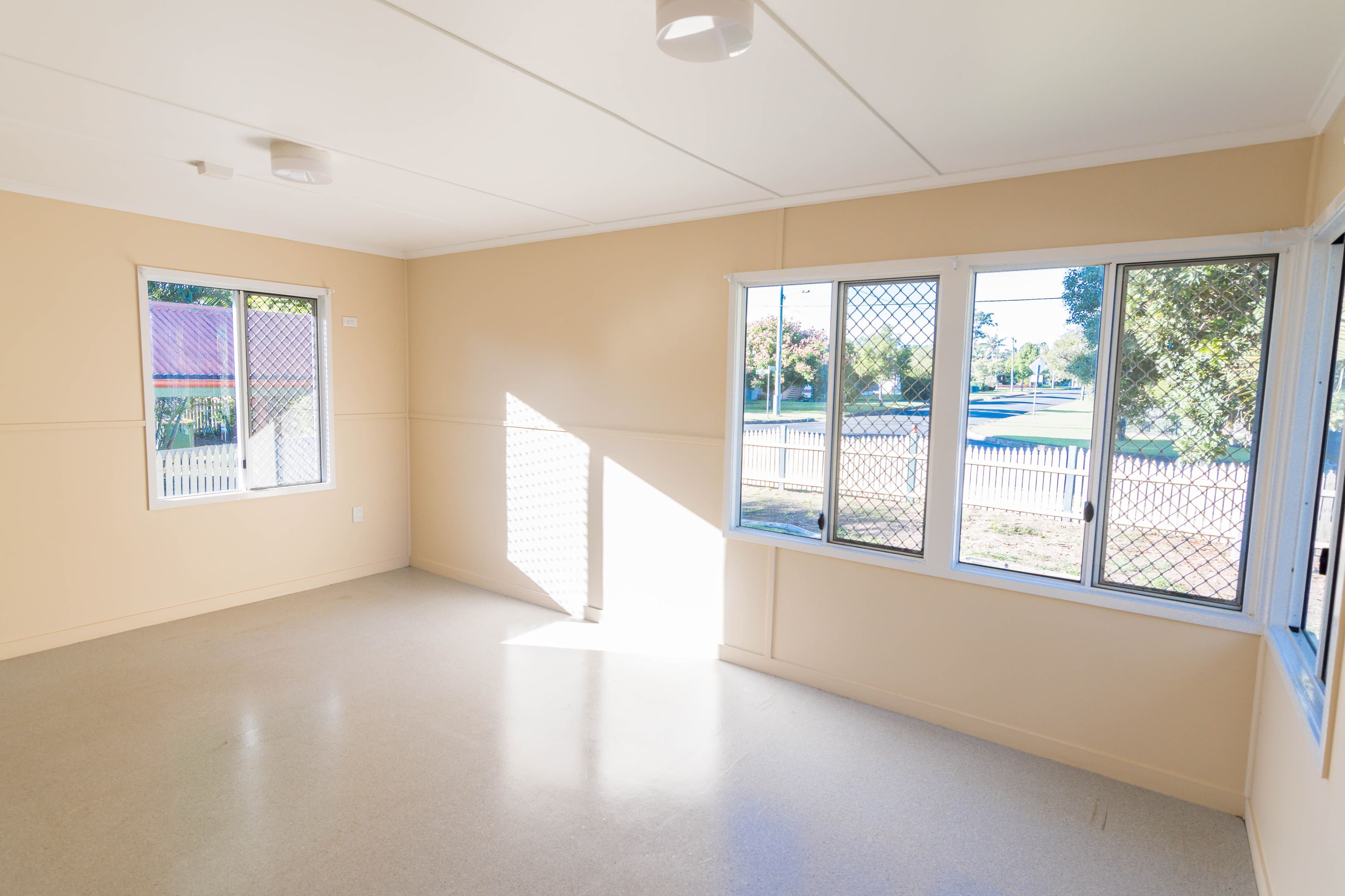 28 Larsen Street, Leichhardt QLD 4305, Leichhardt - Thumbnail 4