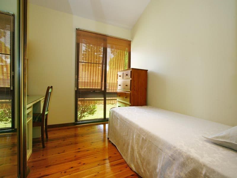 8 Fitzroy Place, BARRACK HEIGHTS NSW 2528, Barrack Heights - Thumbnail 8